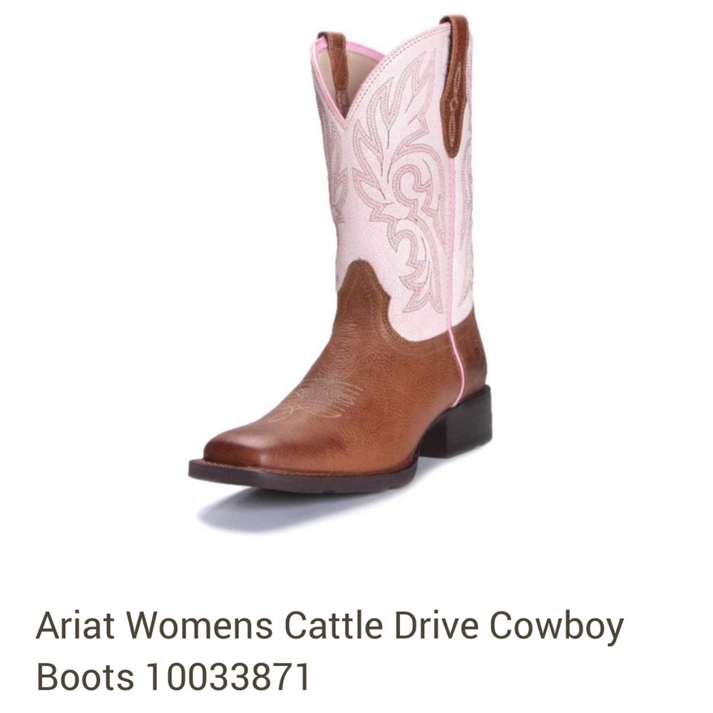 Ariat Women's Brown and Pink Cowboy Boots 👢